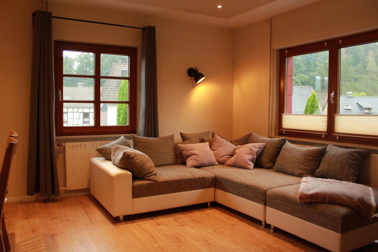Ferienwohnung Conni Hellenthal Bagian luar foto