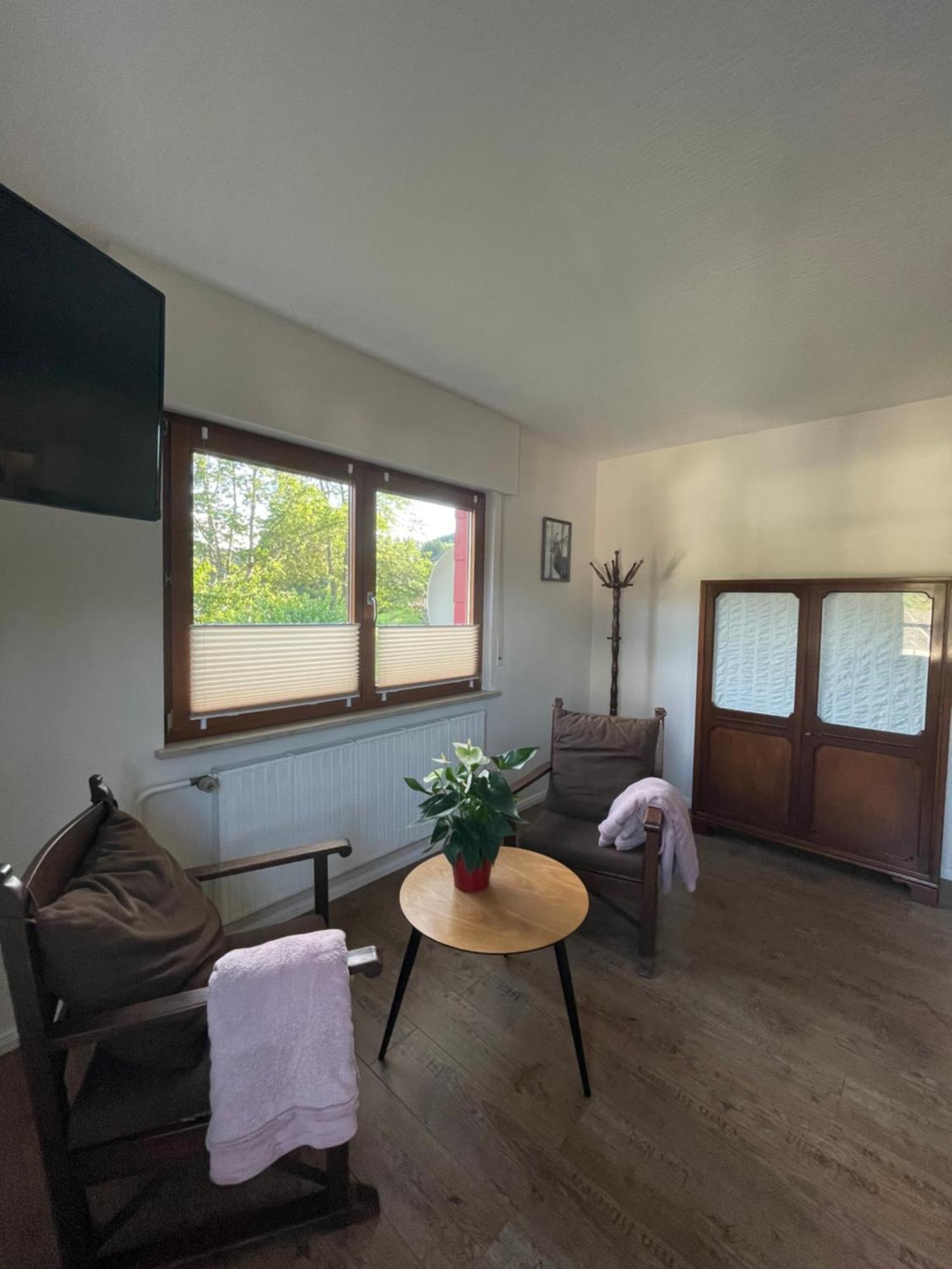 Ferienwohnung Conni Hellenthal Bagian luar foto